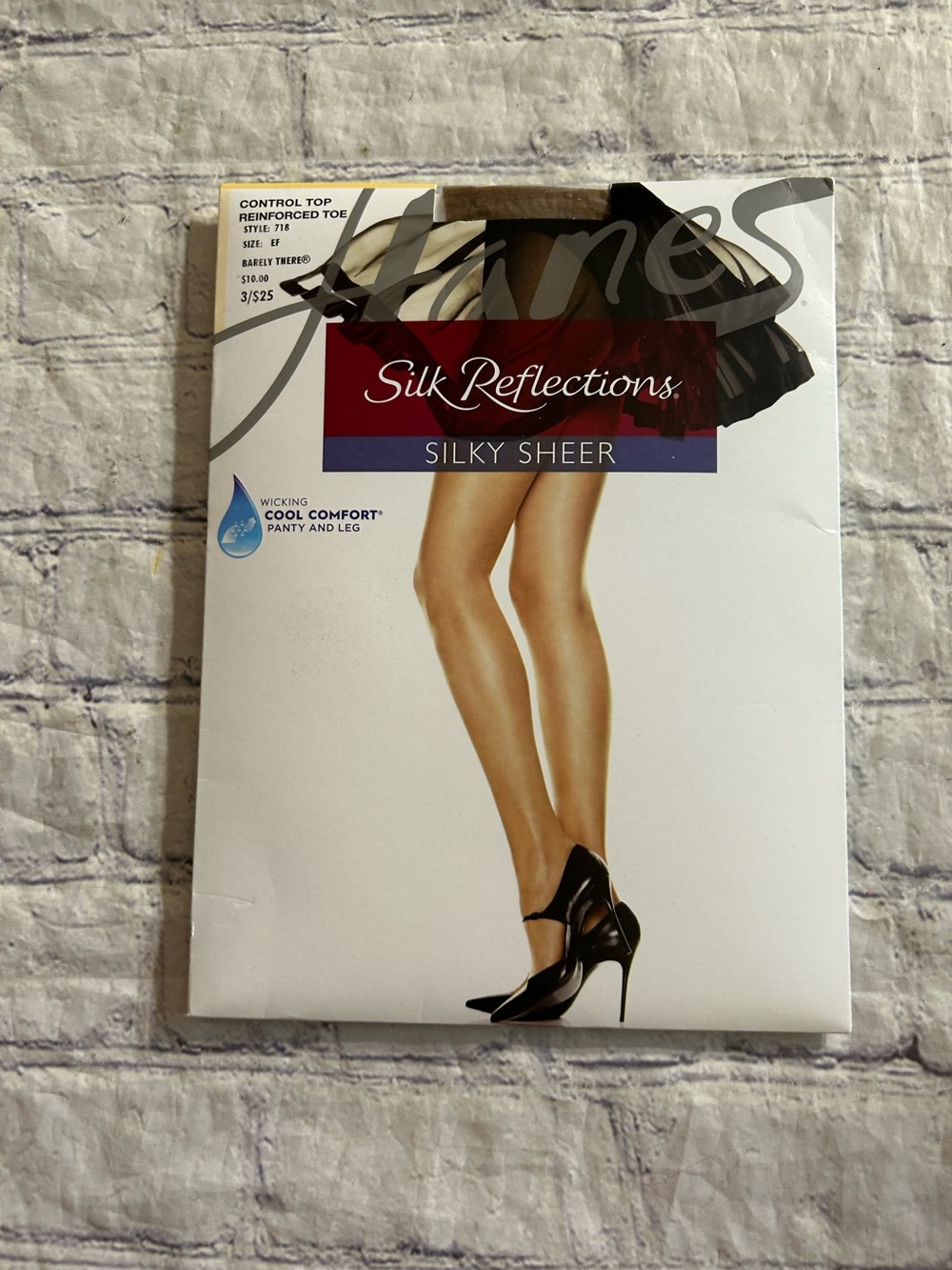 SILK REFLECTIONS SILKY SHEER CONTROL TOP REINFORCED TOE BARELY THERE STOCKINGS
